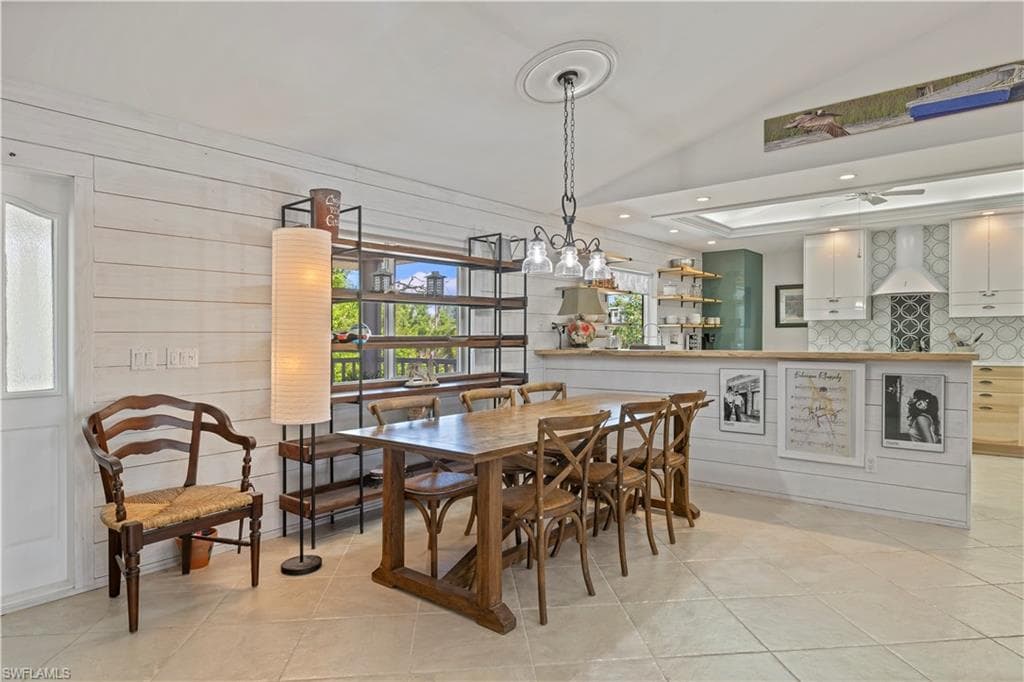 485 Peachtree RD-5