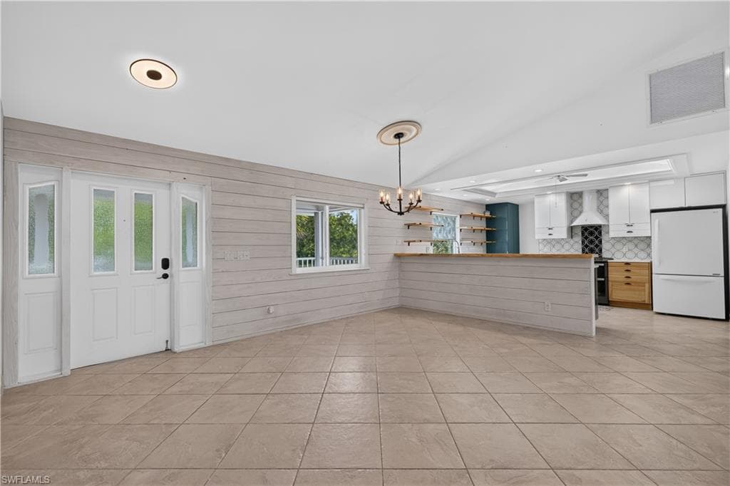 485 Peachtree RD-2