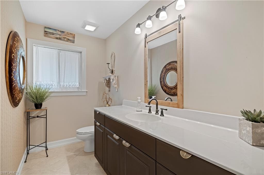 485 Peachtree RD-14