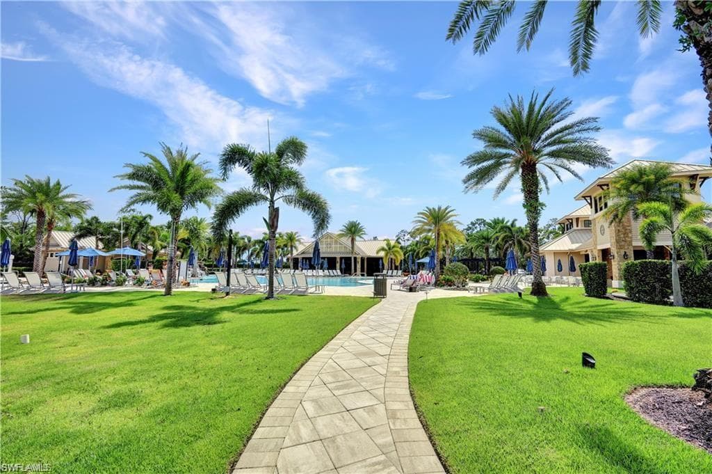 7103 Lily WAY-35