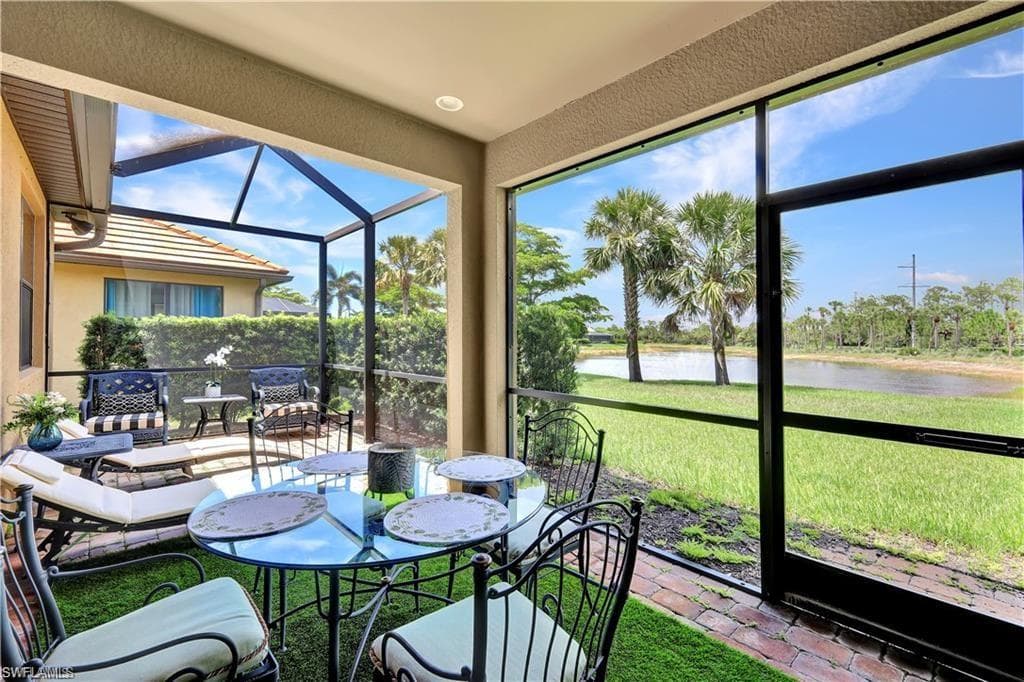 7103 Lily WAY-14