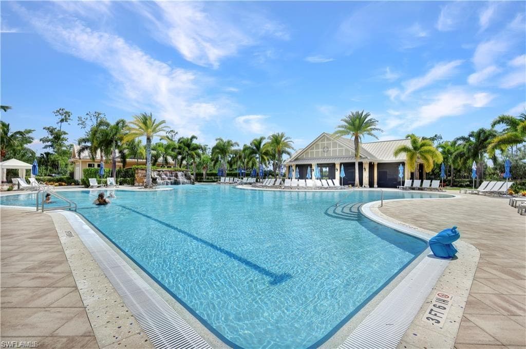 7103 Lily WAY-28