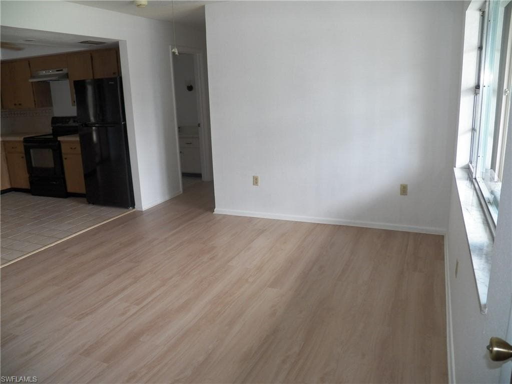 1768 Coral Point DR-5