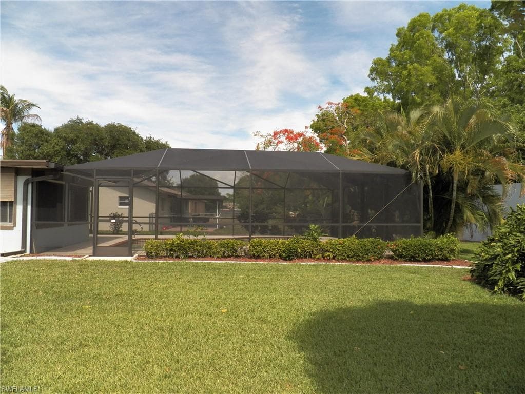 1768 Coral Point DR-32