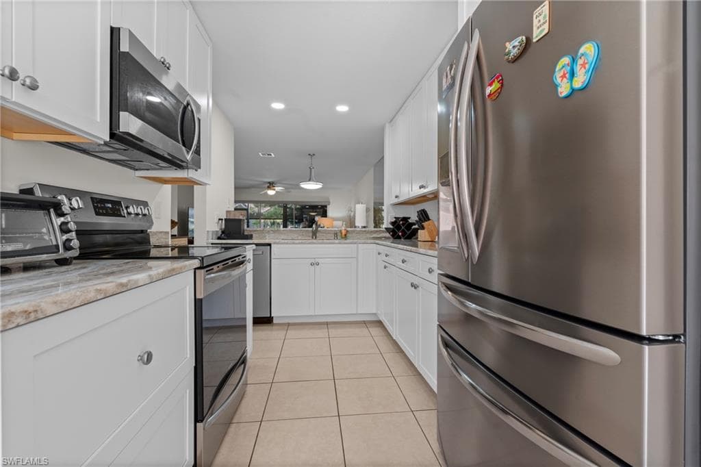 732 Woodshire LN I5-15