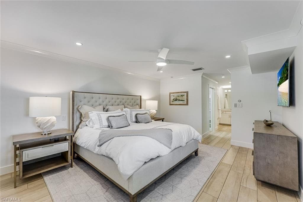 225 5th AVE S 104-12