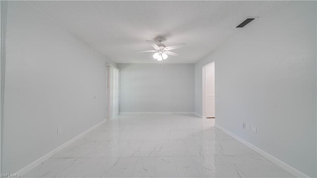 5657 Eichen CIR E-19