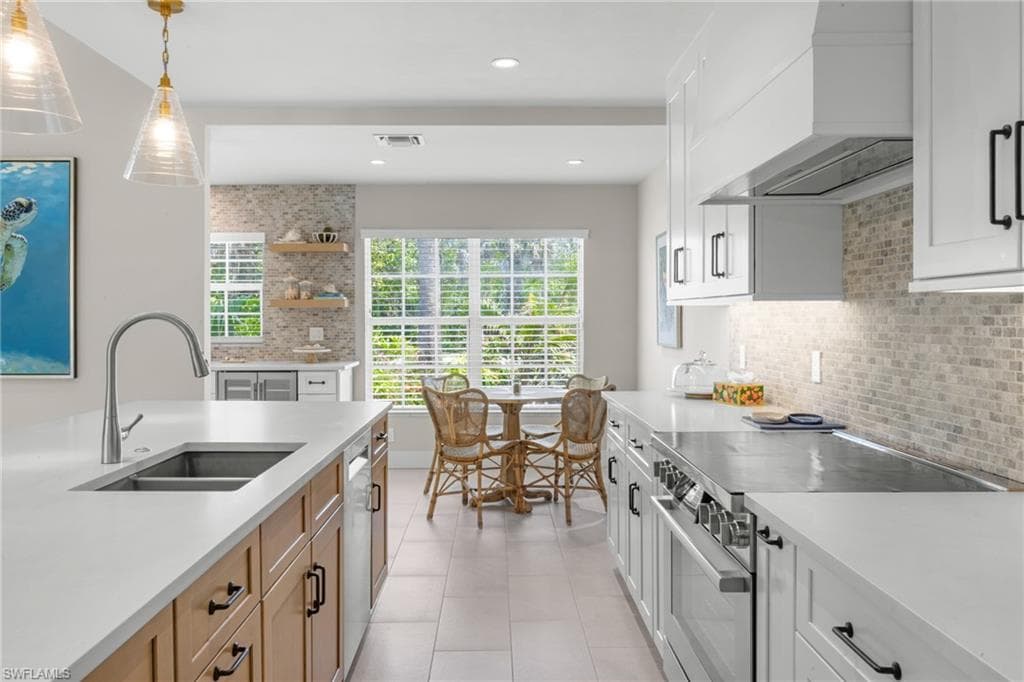 283 Palm Lake DR-41