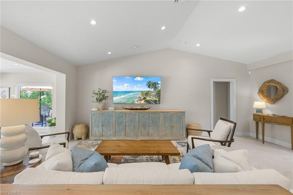 283 Palm Lake DR-29
