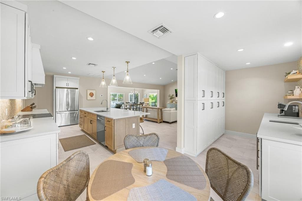 283 Palm Lake DR-37