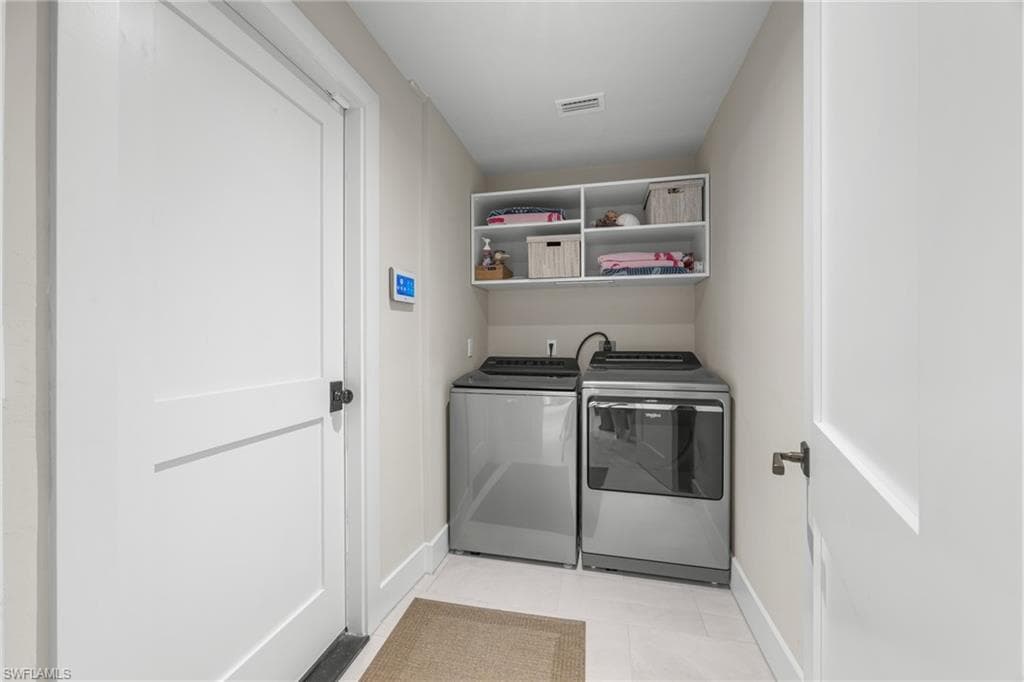283 Palm Lake DR-40