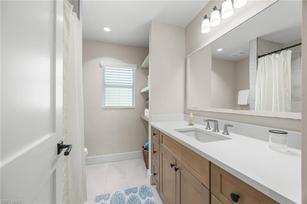 283 Palm Lake DR-24