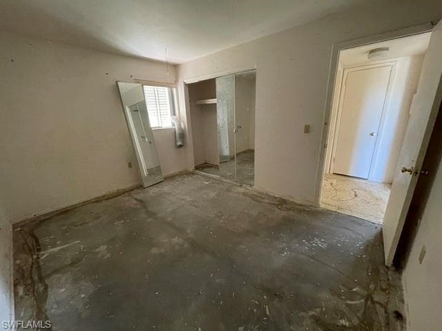 8381 Antigua CT-12