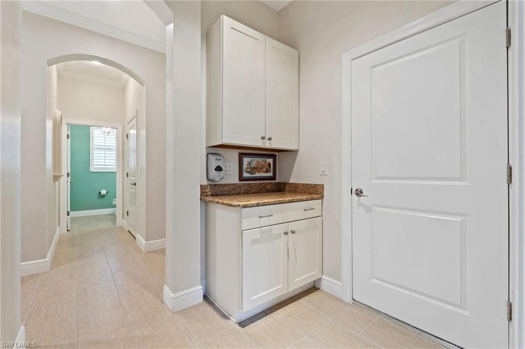 10600 Carena CIR-19