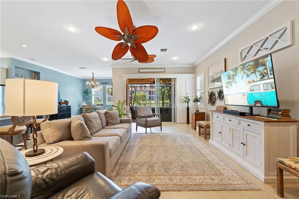 10600 Carena CIR-9