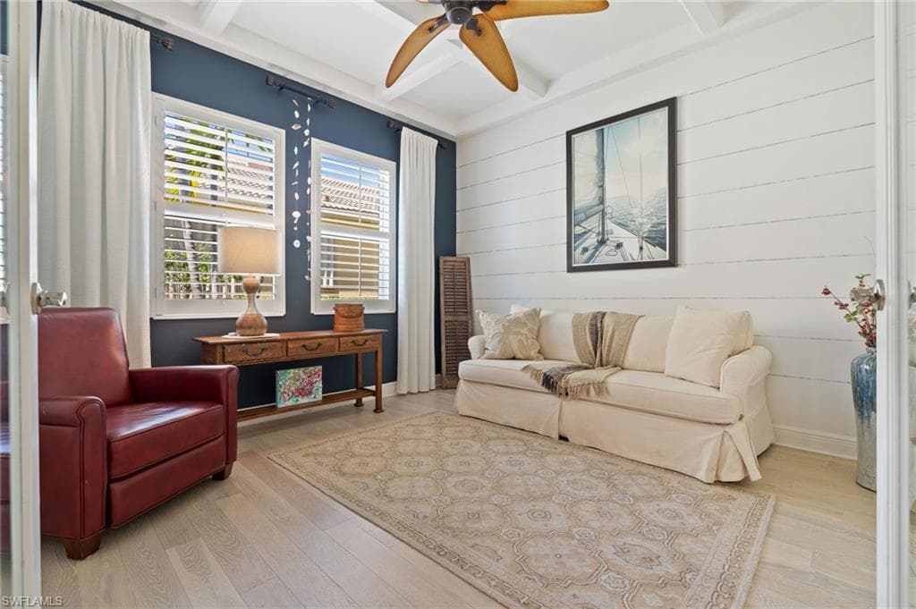10600 Carena CIR-10