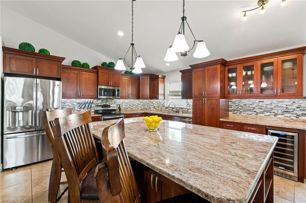 1250 Silverstrand DR-17