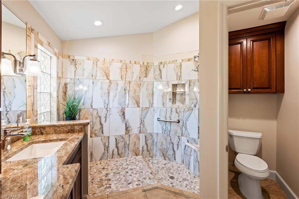 1250 Silverstrand DR-26
