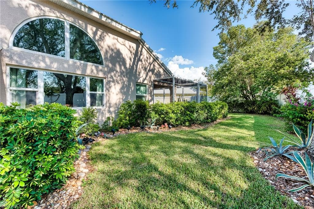 1250 Silverstrand DR-37