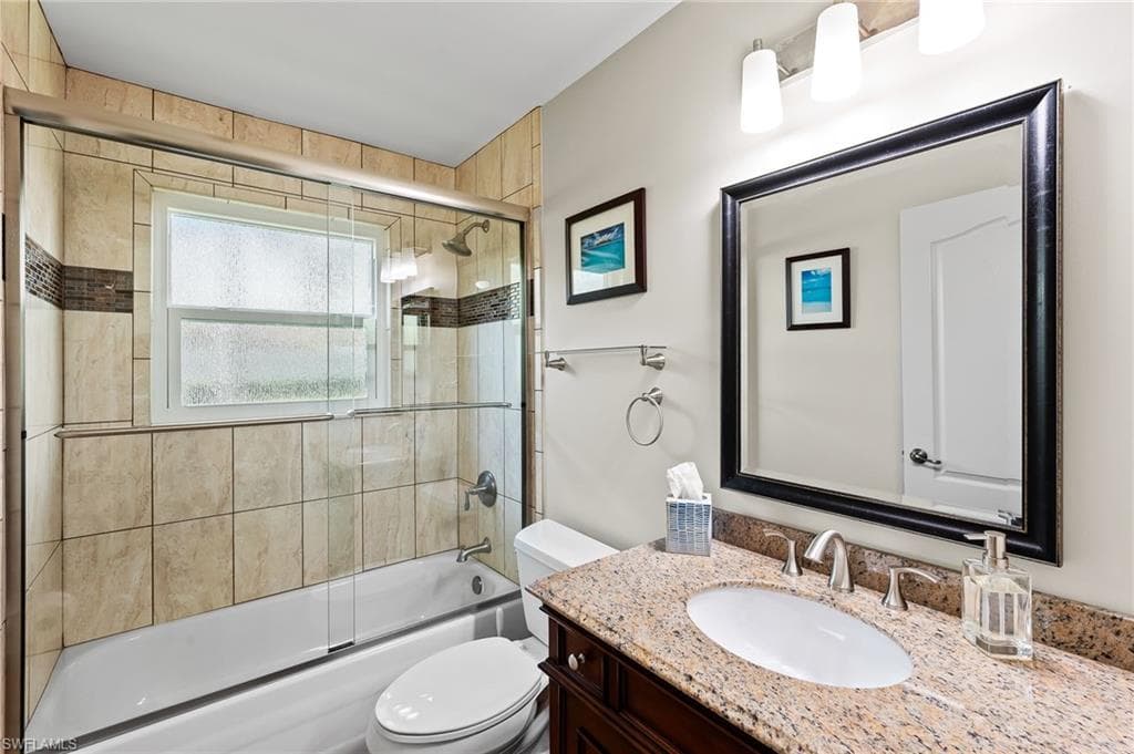 1250 Silverstrand DR-29