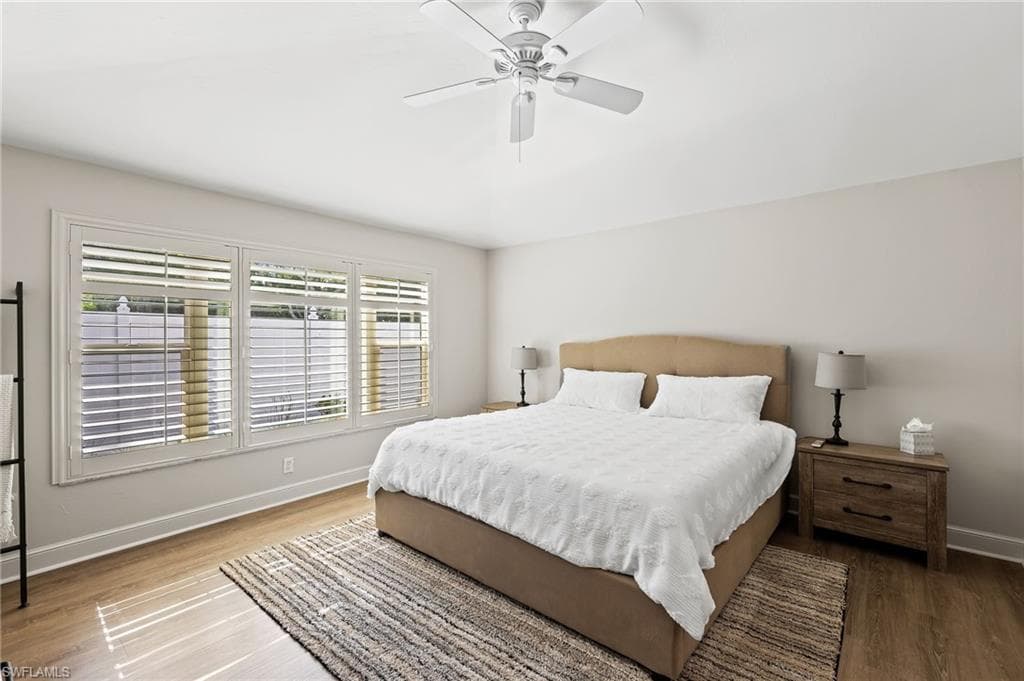 1250 Silverstrand DR-21