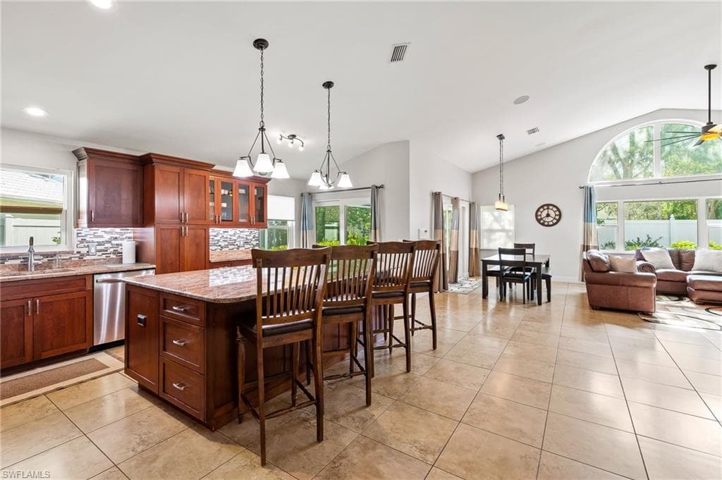1250 Silverstrand DR-19