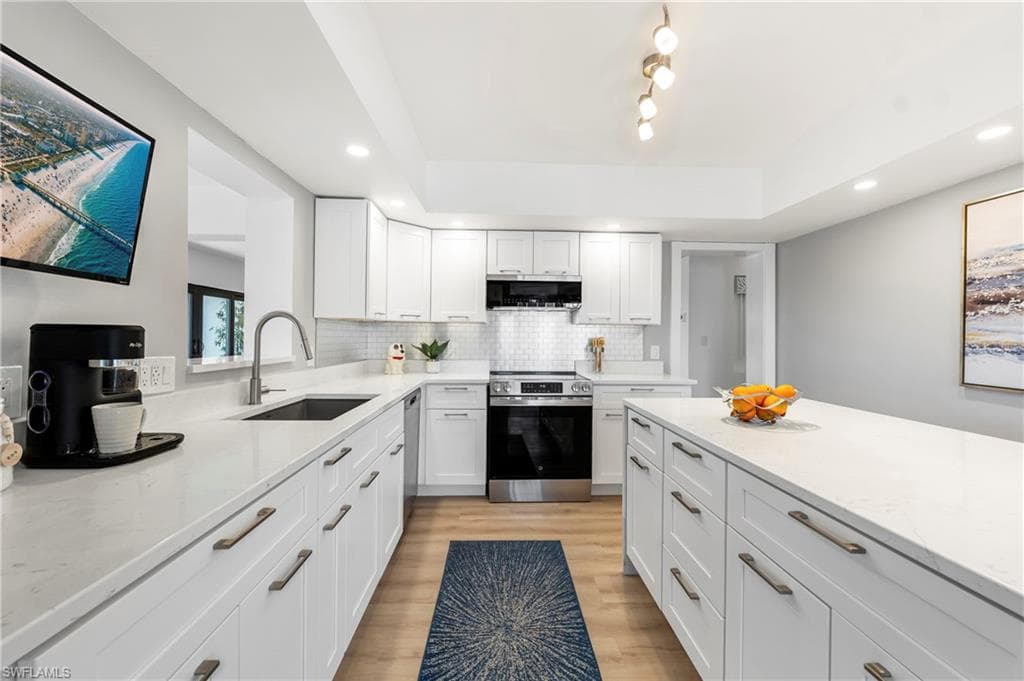 1920 Virginia AVE 601-8
