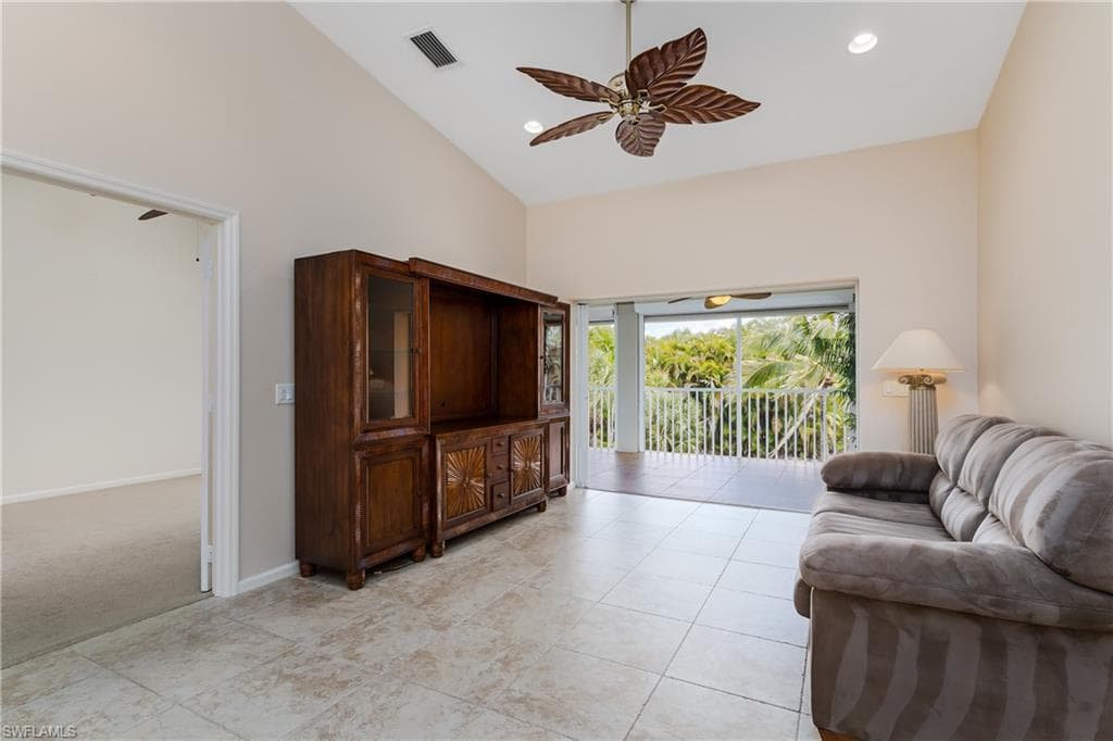 6840 Beach Resort DR 4-16