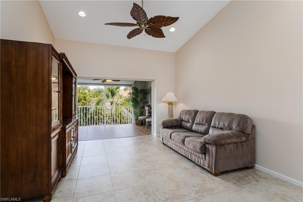 6840 Beach Resort DR 4-17