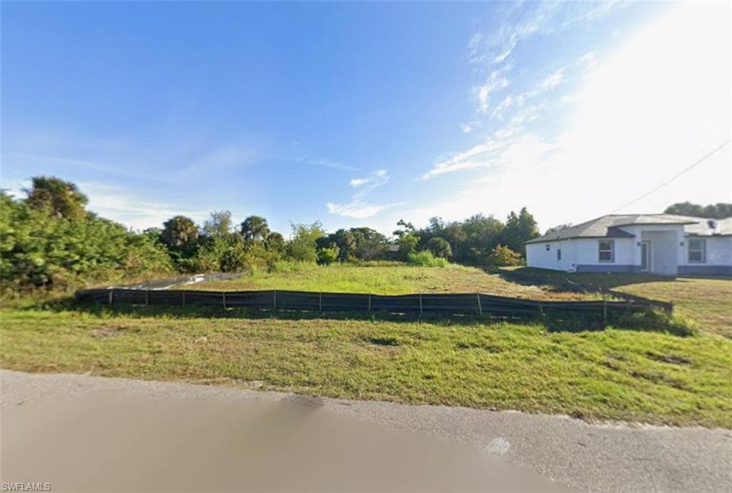 6138 Hershey AVE-1