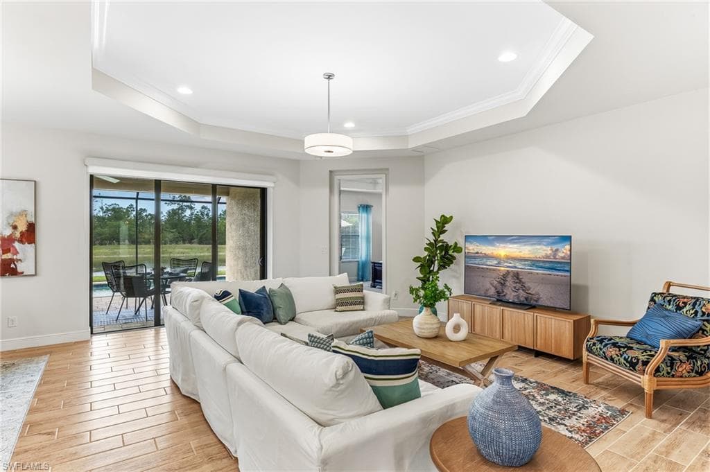 7754 Cypress Walk DR-4
