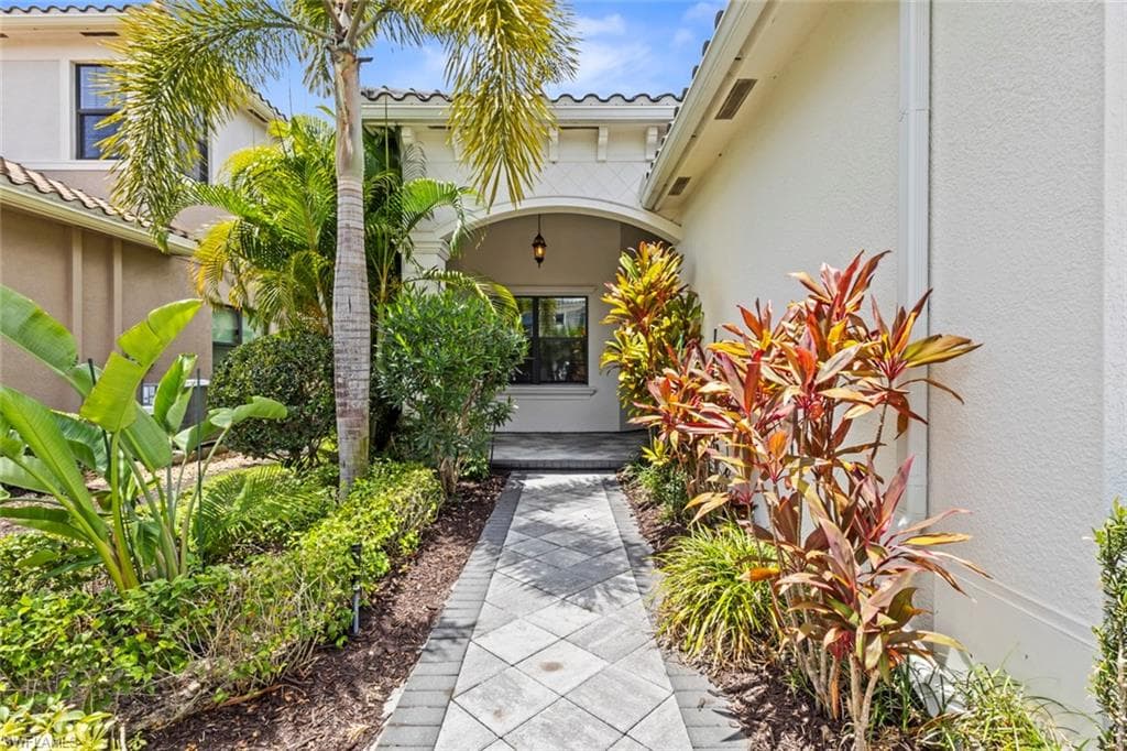4715 Kensington CIR-1
