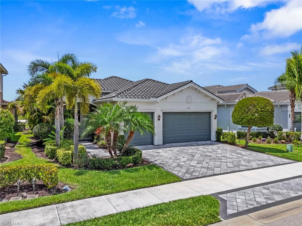 4715 Kensington CIR-25