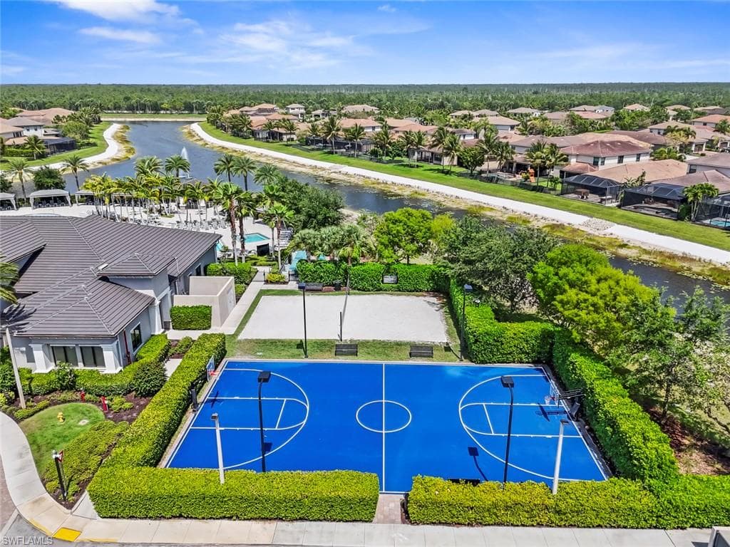 4715 Kensington CIR-31