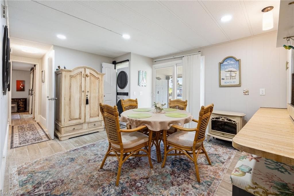 14704 Patrick Henry RD-5
