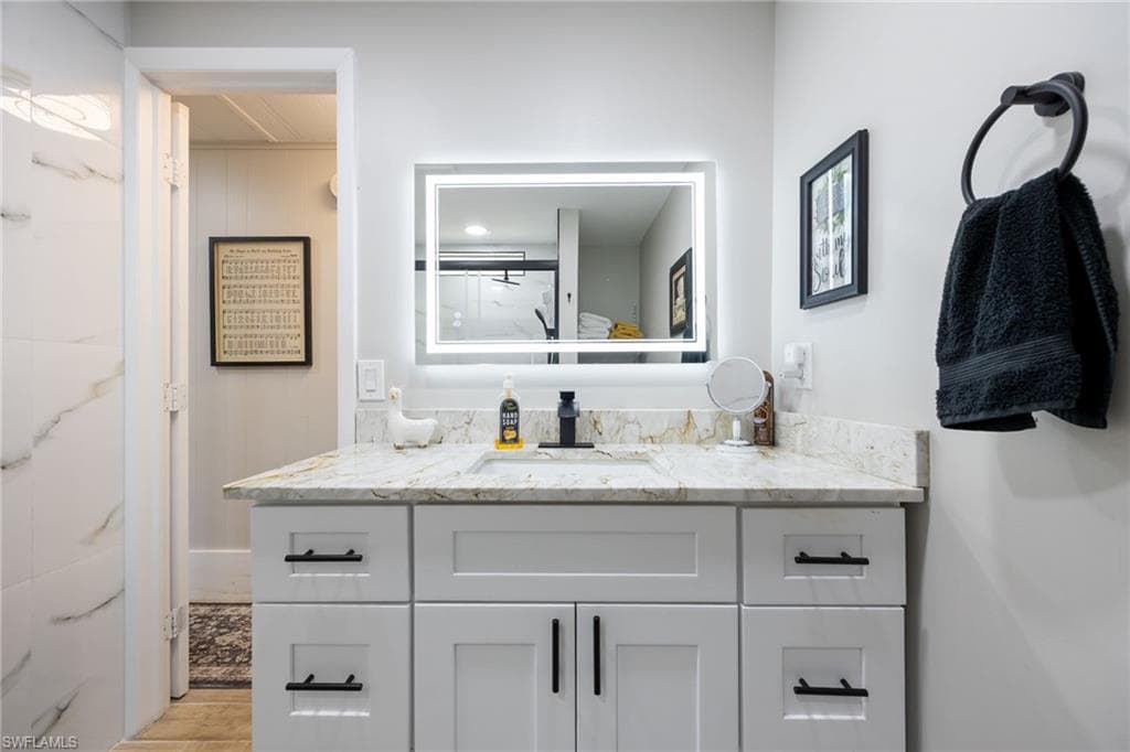 14704 Patrick Henry RD-25