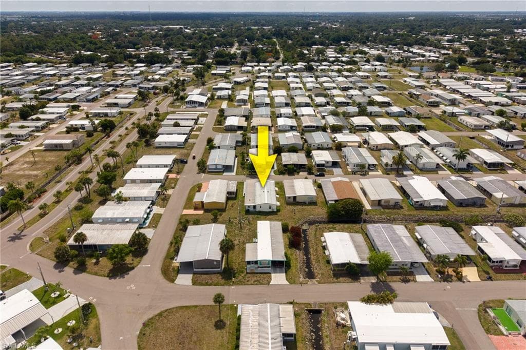 14704 Patrick Henry RD-35