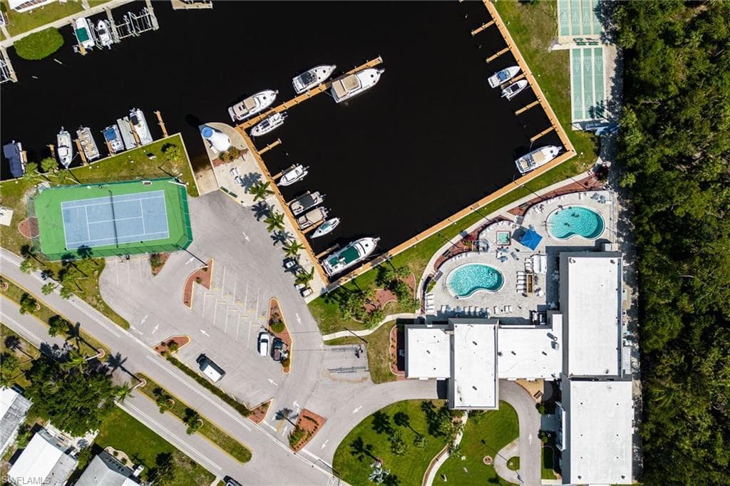 14704 Patrick Henry RD-48