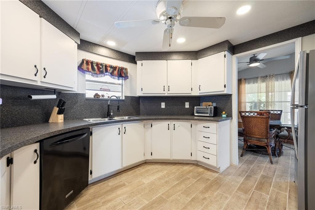 14704 Patrick Henry RD-18