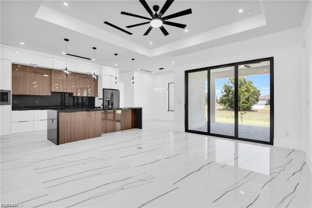 2900 NW 26th AVE-9