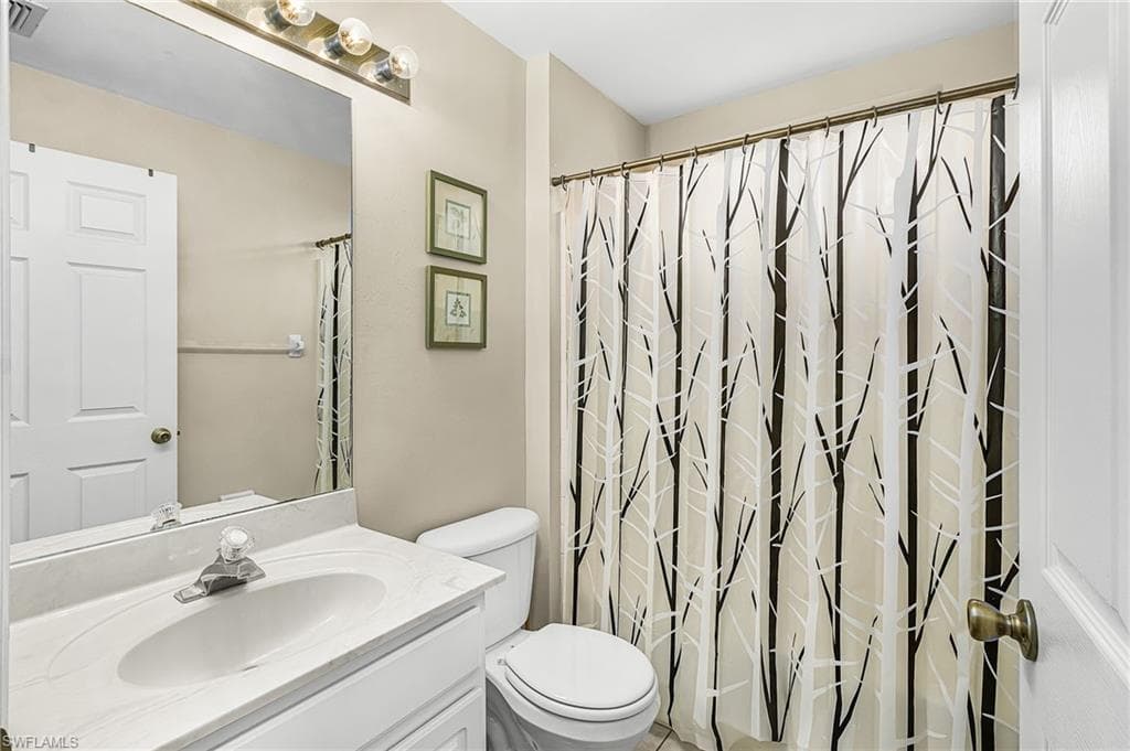 15638 Beachcomber AVE-13