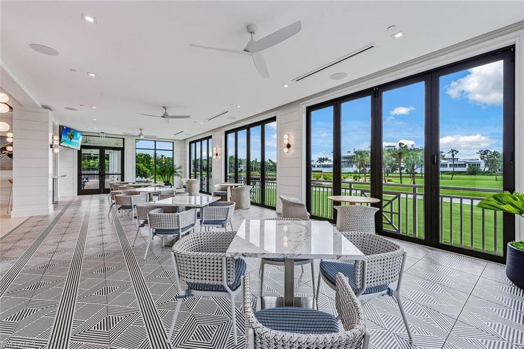 707 Waterside DR-28