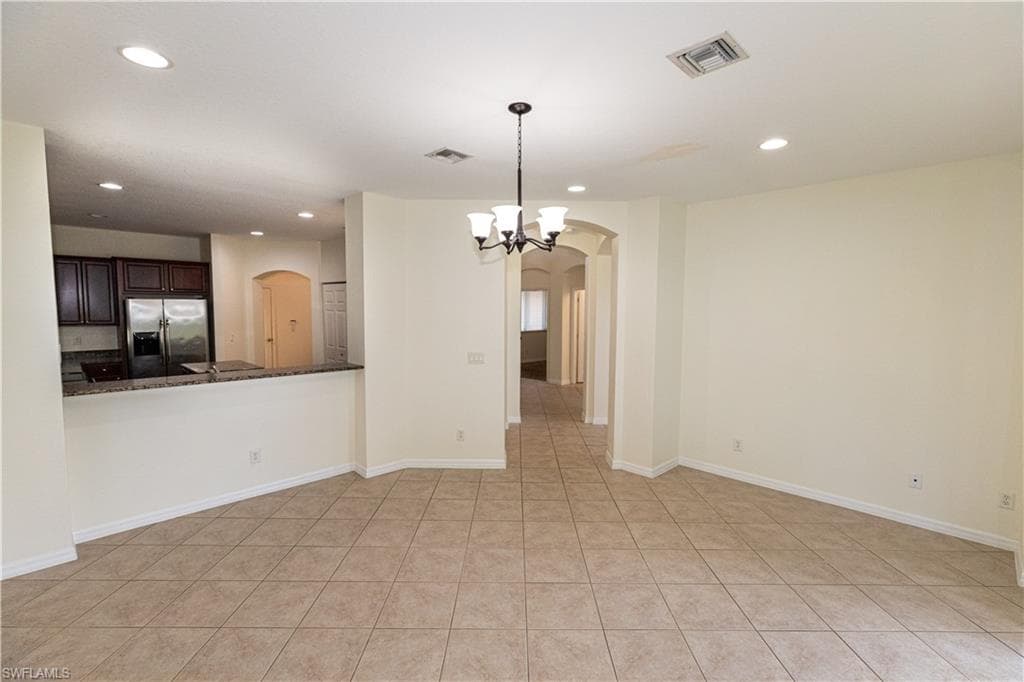 17007 Tremont ST-10