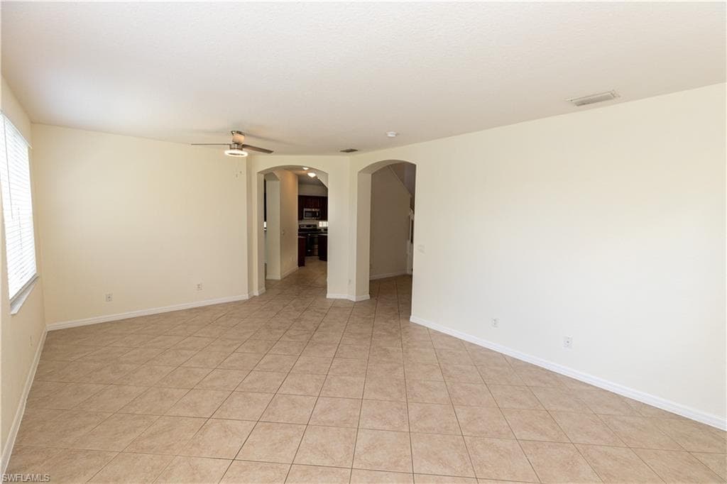 17007 Tremont ST-7