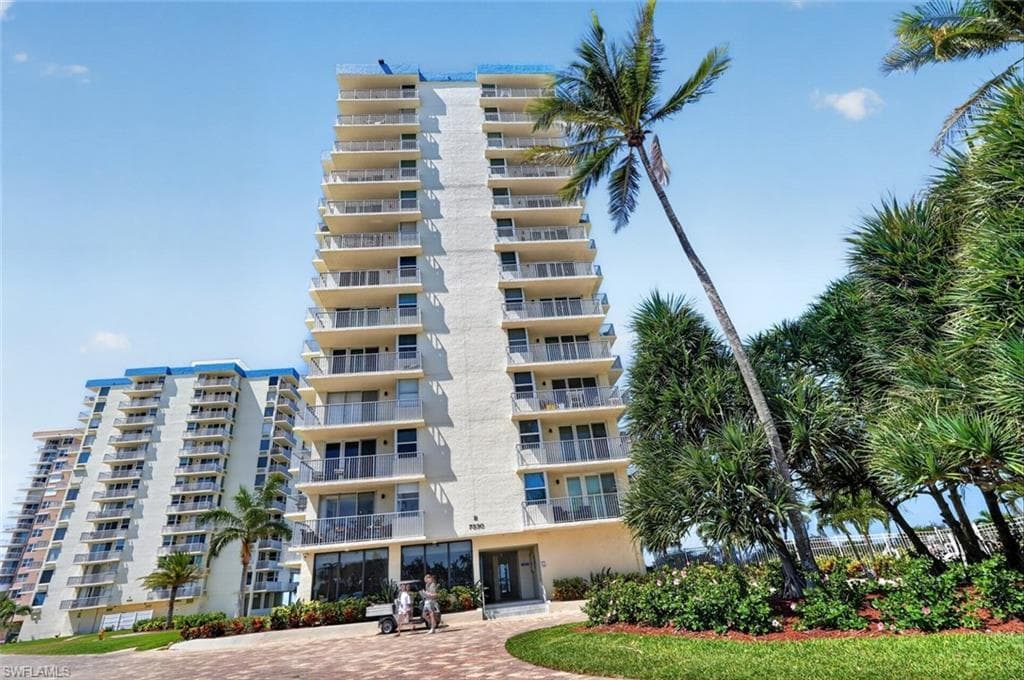 7330 Estero BLVD 702-31