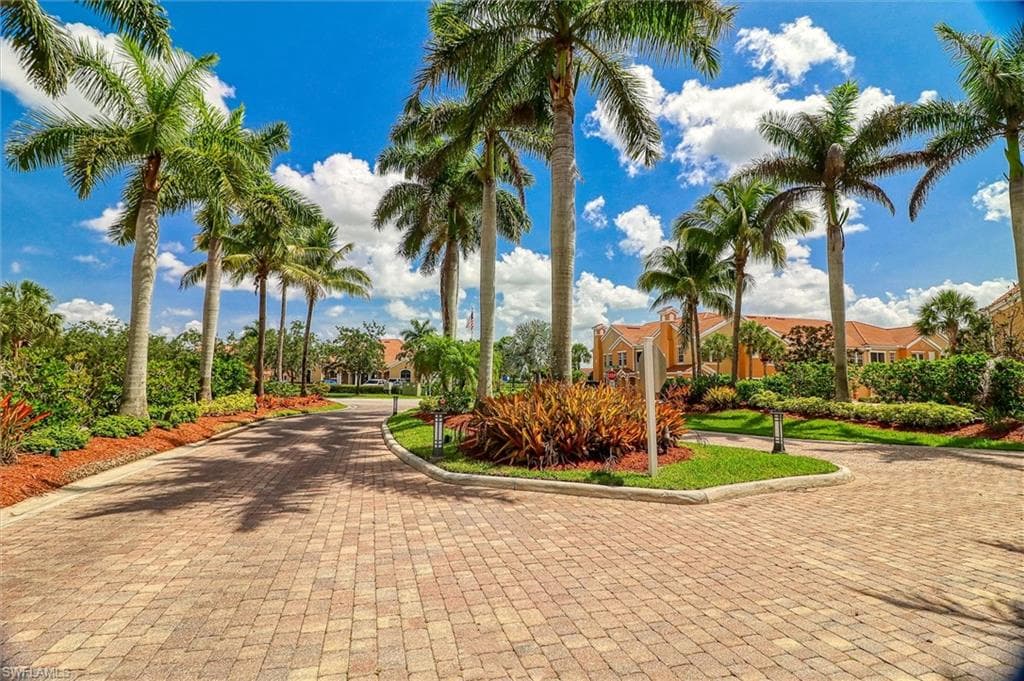 1806 Concordia Lake CIR 2210-27