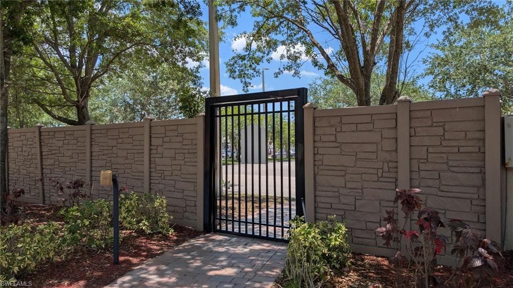 1806 Concordia Lake CIR 2210-19