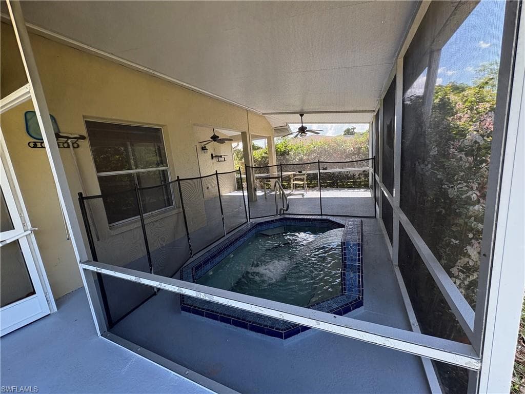 5232 Raintree LN-12