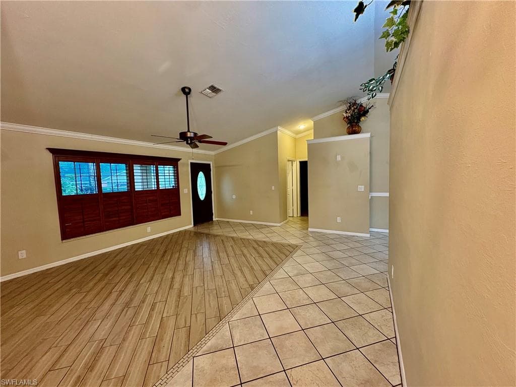 5232 Raintree LN-34