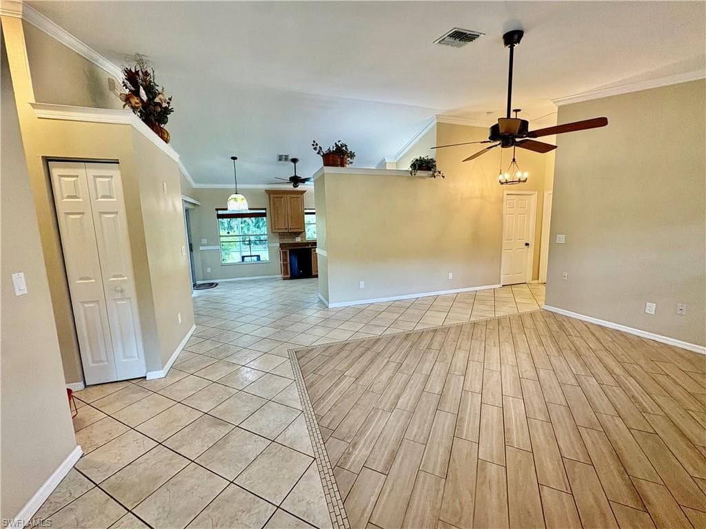 5232 Raintree LN-28